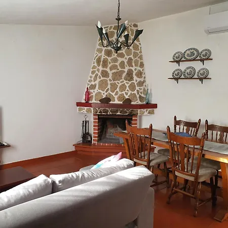 Casa Da Eira - De Campo 빌라 페레이라도제제레