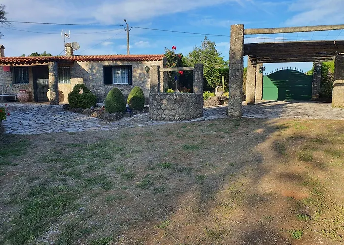 Casa Da Eira - De Campo Villa